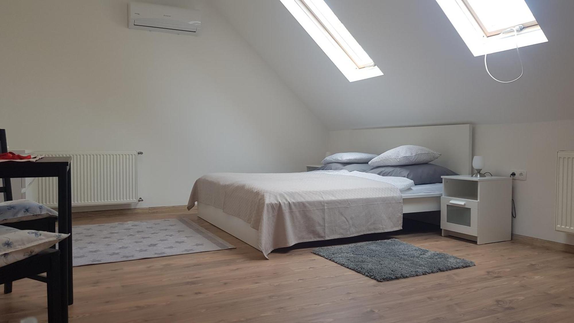 Végvár Delux apartman Gyula Exterior foto